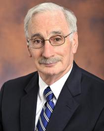 Bruce Strauss Headshot