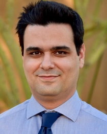 Farzad Faramarzi headshot