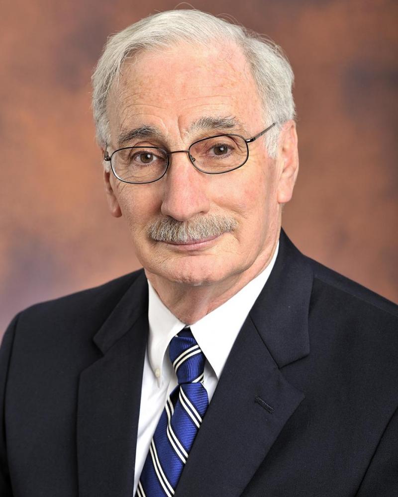Bruce Strauss Headshot